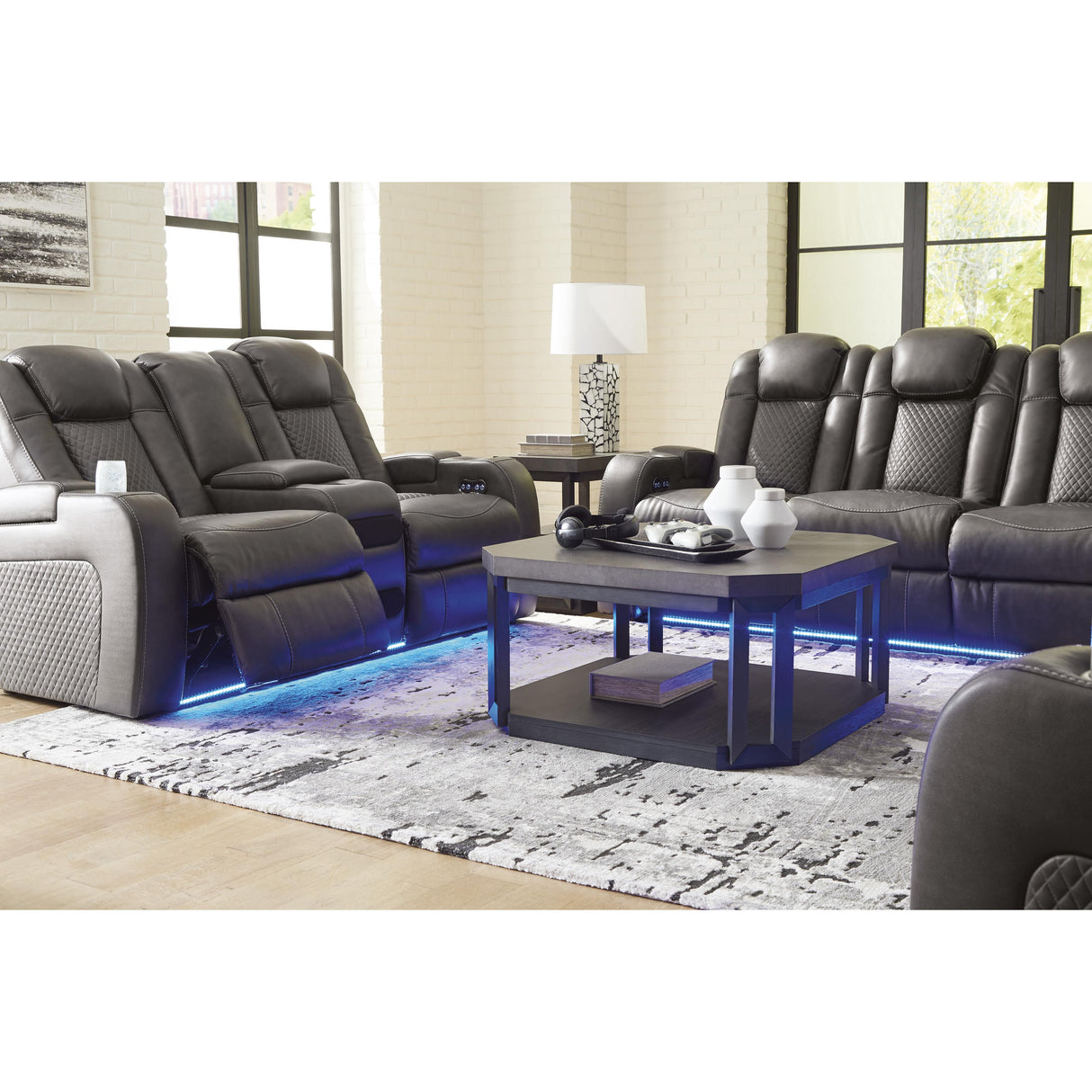 Signature Design by Ashley Fyne-Dyme 3660215 Power Reclining Sofa with Adjustable Headrest IMAGE 15