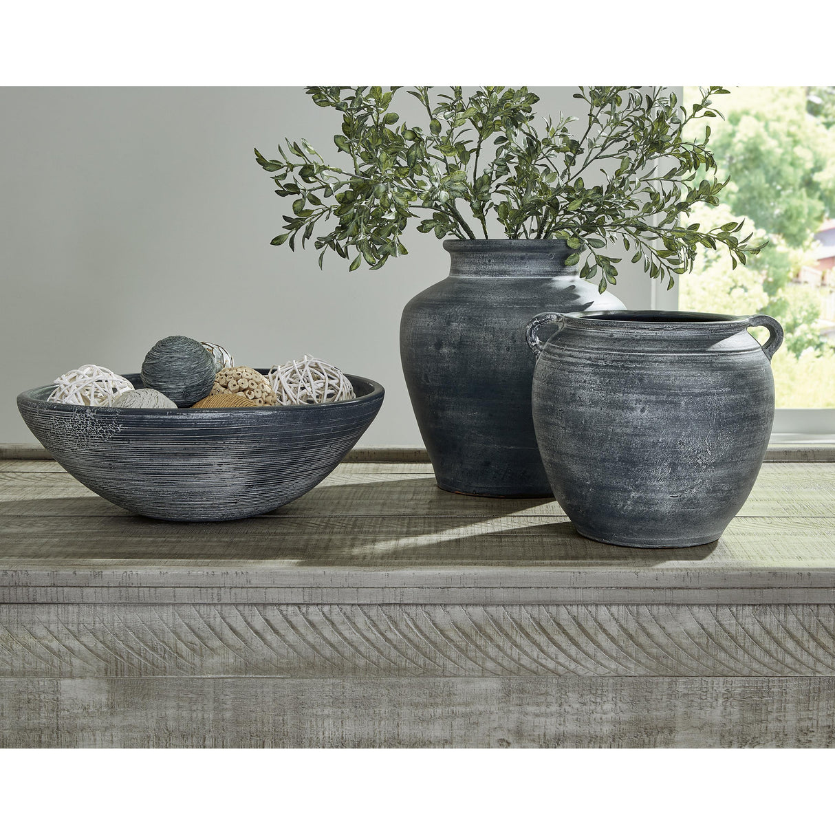  Signature Design by Ashley Meadie A2000630 Bowl IMAGE 4