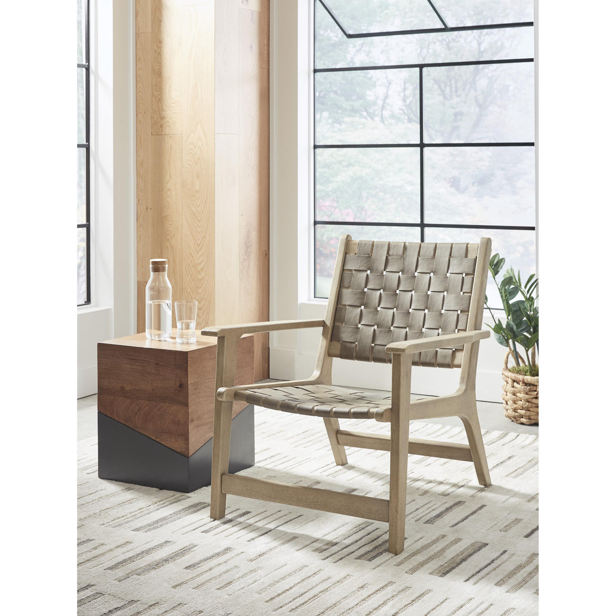  Signature Design by Ashley Jameset A3000673 Accent Chair IMAGE 5