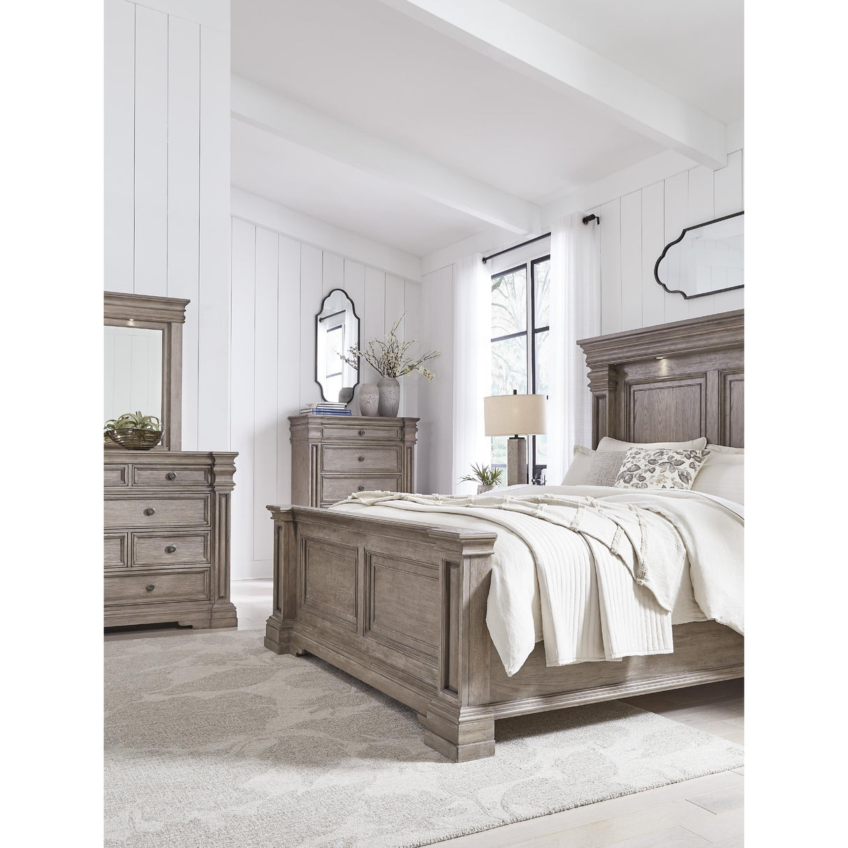  Signature Design by Ashley Blairhurst B916B5 California King Panel Bed IMAGE 9