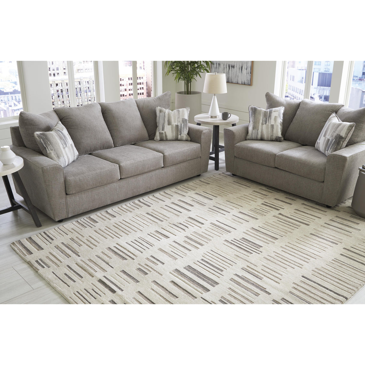  Signature Design by Ashley Leesdale R406421 Large Rug IMAGE 2