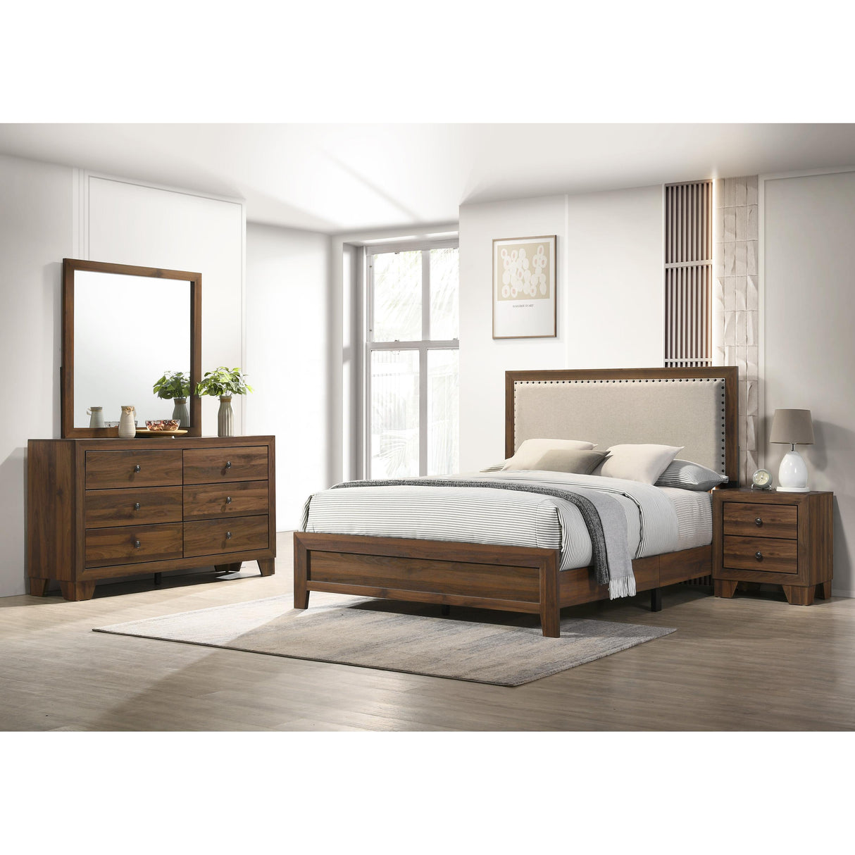 Crown Mark Millie B9255-Q-BED Queen Upholstered Bed IMAGE 3