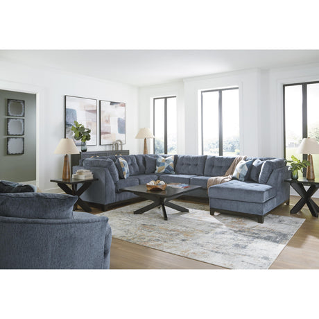  Benchcraft Maxon Place 3300321 Oversized Swivel Accent Chair IMAGE 3