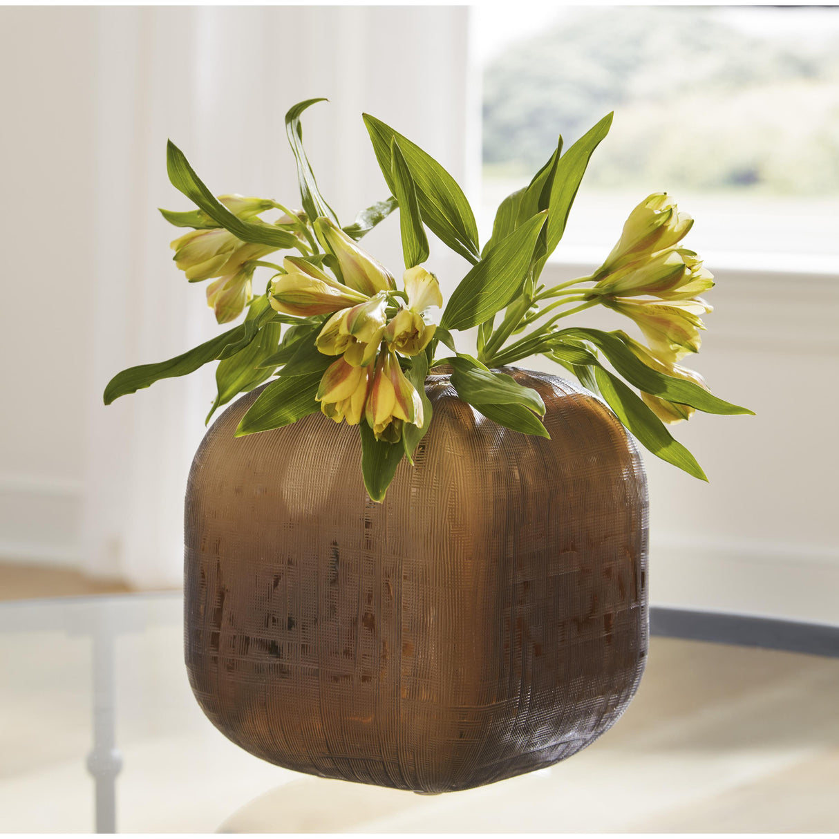  Signature Design by Ashley Capard A2900003 Vase IMAGE 3