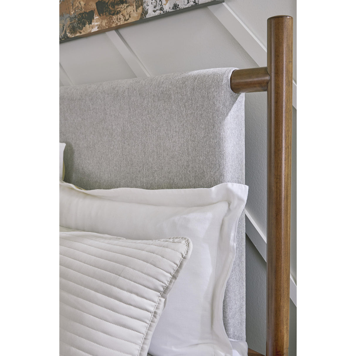  Signature Design by Ashley Lyncott B615B6 King Upholstered Bed IMAGE 6