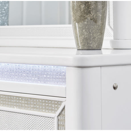  Signature Design by Ashley Chalanna B822-31 Dresser IMAGE 7