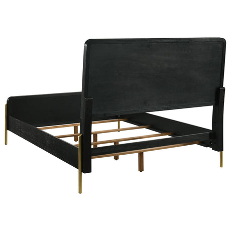  Coaster Furniture Arini 224330Q Rattan Queen Panel Bed - Black and Natural IMAGE 4