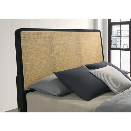  Coaster Furniture Arini 224330Q Rattan Queen Panel Bed - Black and Natural IMAGE 6
