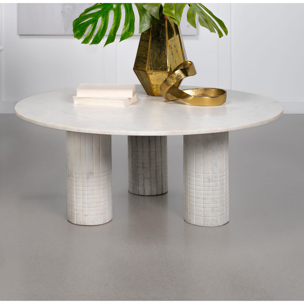  Coaster Furniture Astoria 709668 Round Genuine Marble Coffee Table - White IMAGE 2