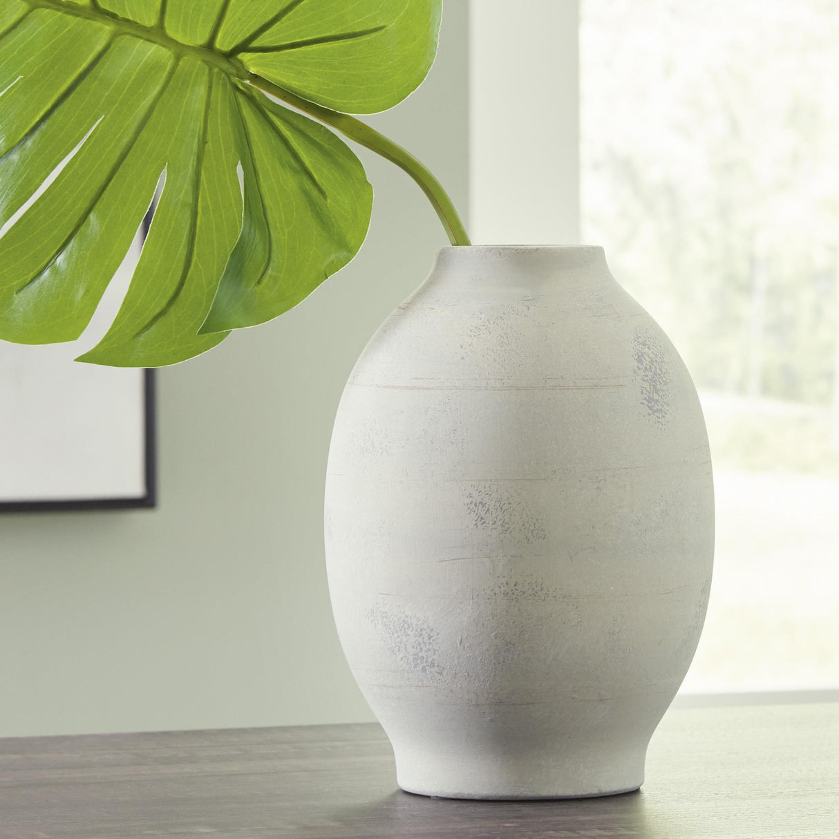  Signature Design by Ashley Clayson A2000653 Vase IMAGE 3