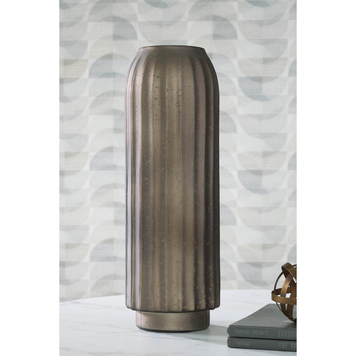  Signature Design by Ashley Briarcott A2000705 Vase IMAGE 3