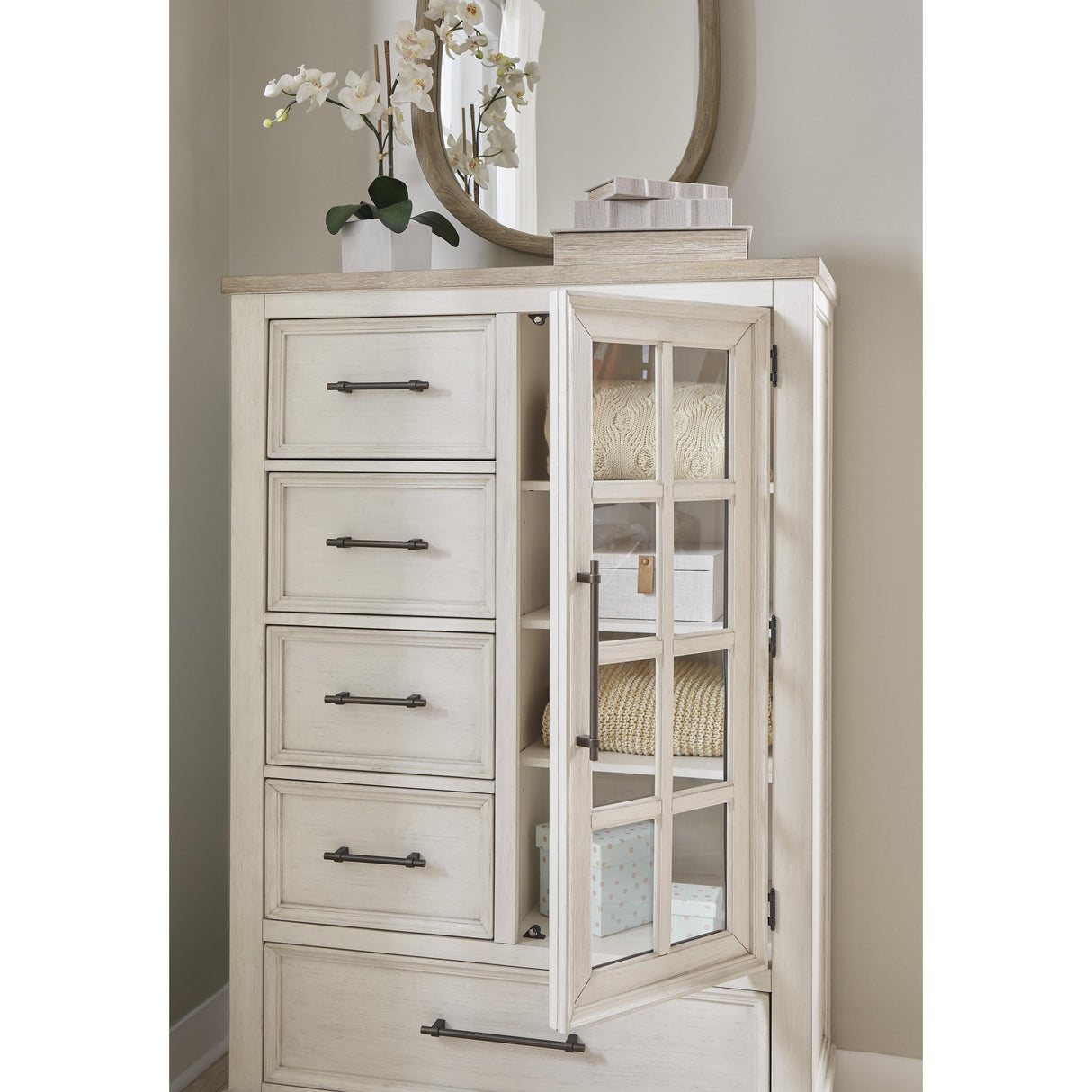  Benchcraft Shaybrock B683-48 Door Chest IMAGE 6