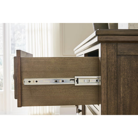 Benchcraft Sturlayne B787B1 Dresser and Mirror IMAGE 4