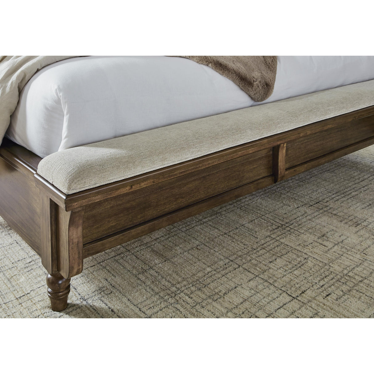  Benchcraft Sturlayne B787B2 Queen Upholstered Panel Bed IMAGE 6
