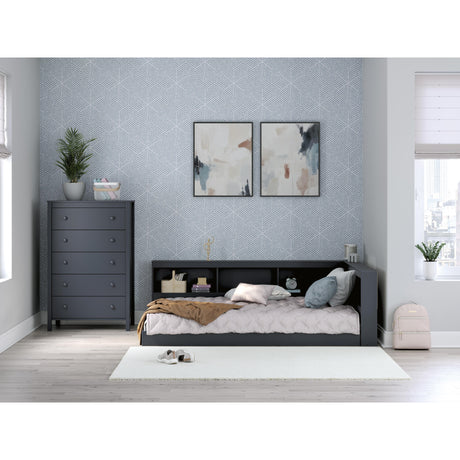  Signature Design by Ashley Simmenfort EB1528-245 Five Drawer Chest IMAGE 9