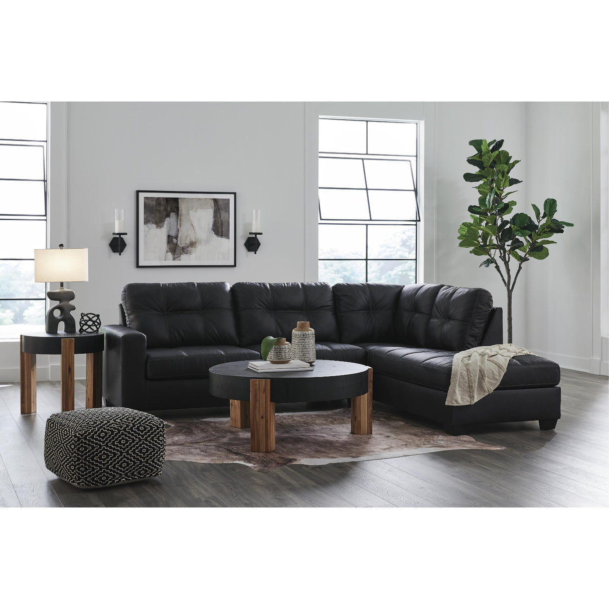  Benchcraft Barlin Mills 17004S2 2 pc Sectional with Chaise IMAGE 3