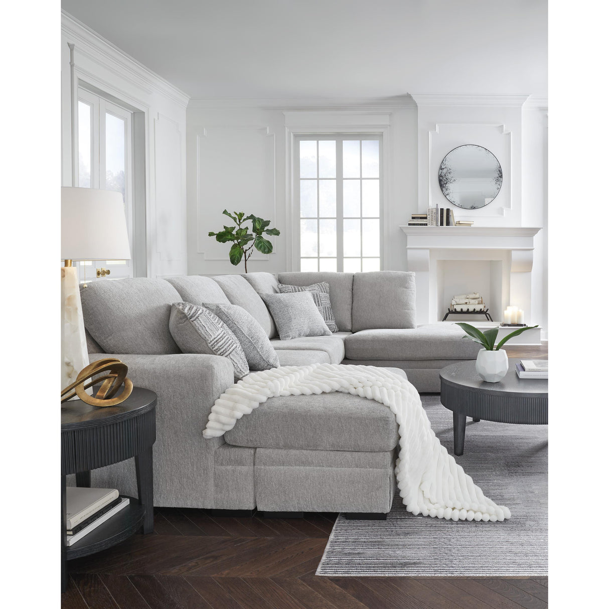  Benchcraft Gabyleigh 20904S1 2 pc Sectional with Chaise IMAGE 9