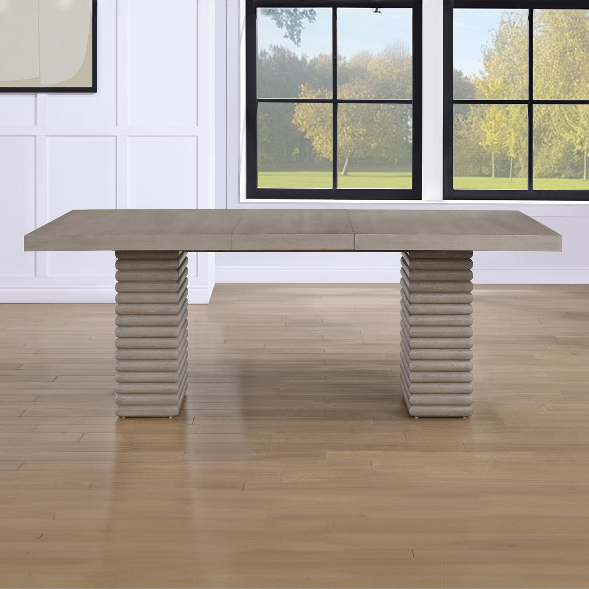  Steve Silver Furniture Lily LLY500-TTTB 60-78" Dining Table w/18-inch Leaf IMAGE 3