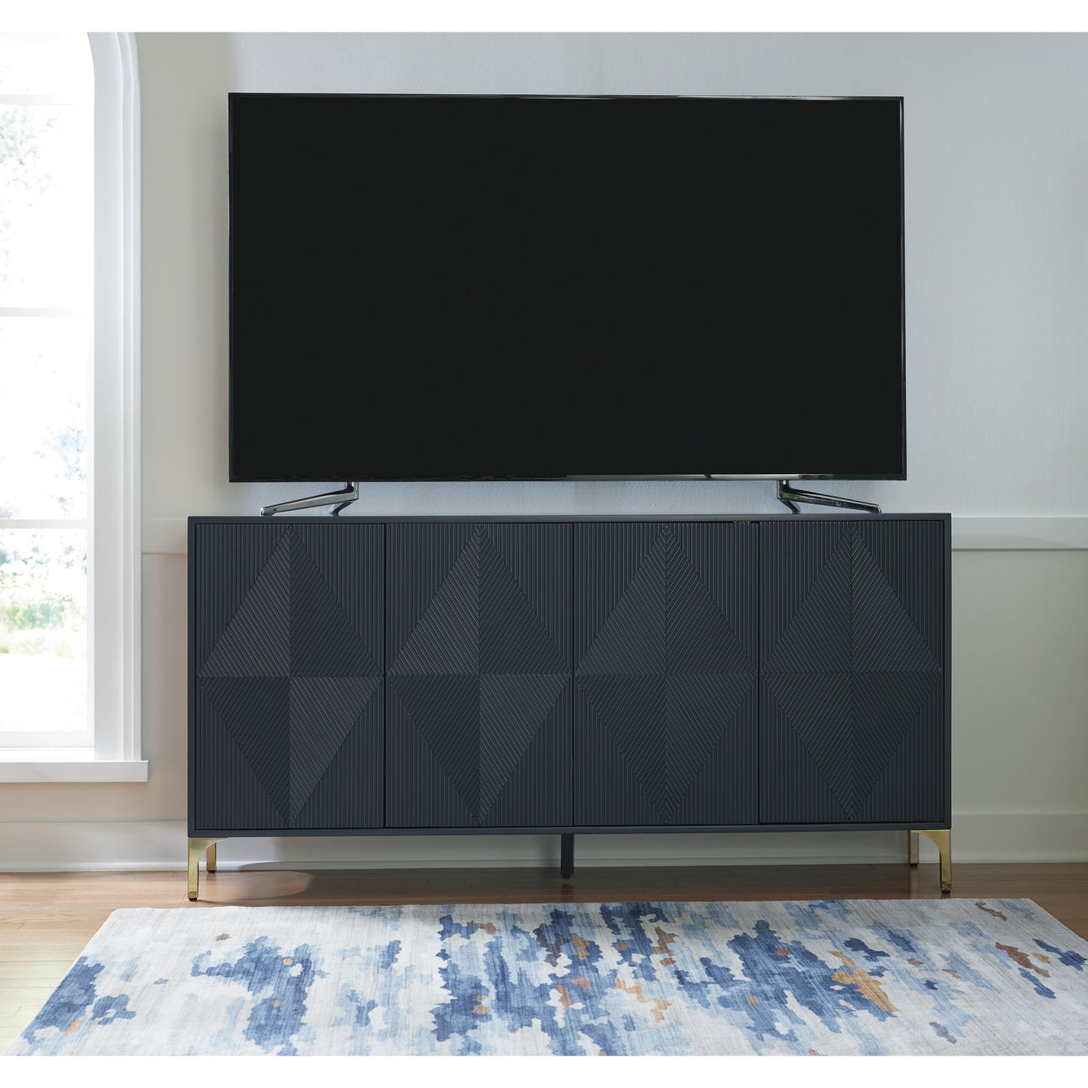  Signature Design by Ashley Loirwick A4000677 Accent Cabinet IMAGE 8