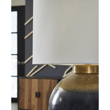  Signature Design by Ashley Adara L207564 Metal Table Lamp IMAGE 3