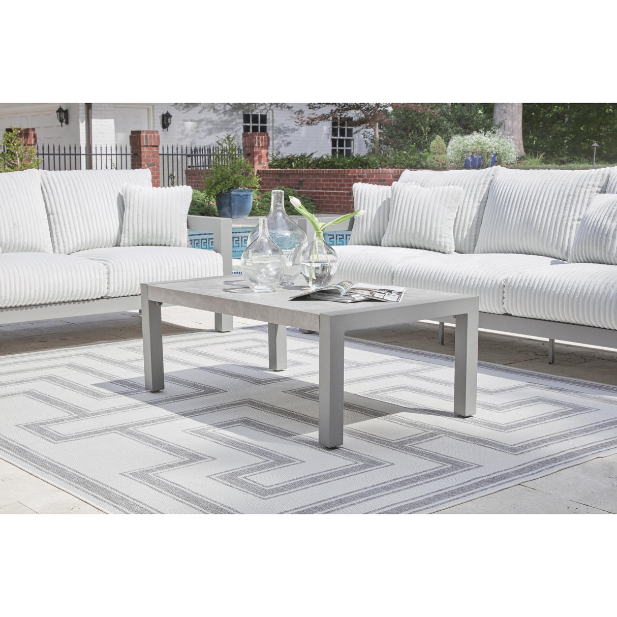  Signature Design by Ashley Hurley Park PCP695-701 Rectangular Cocktail Table IMAGE 4
