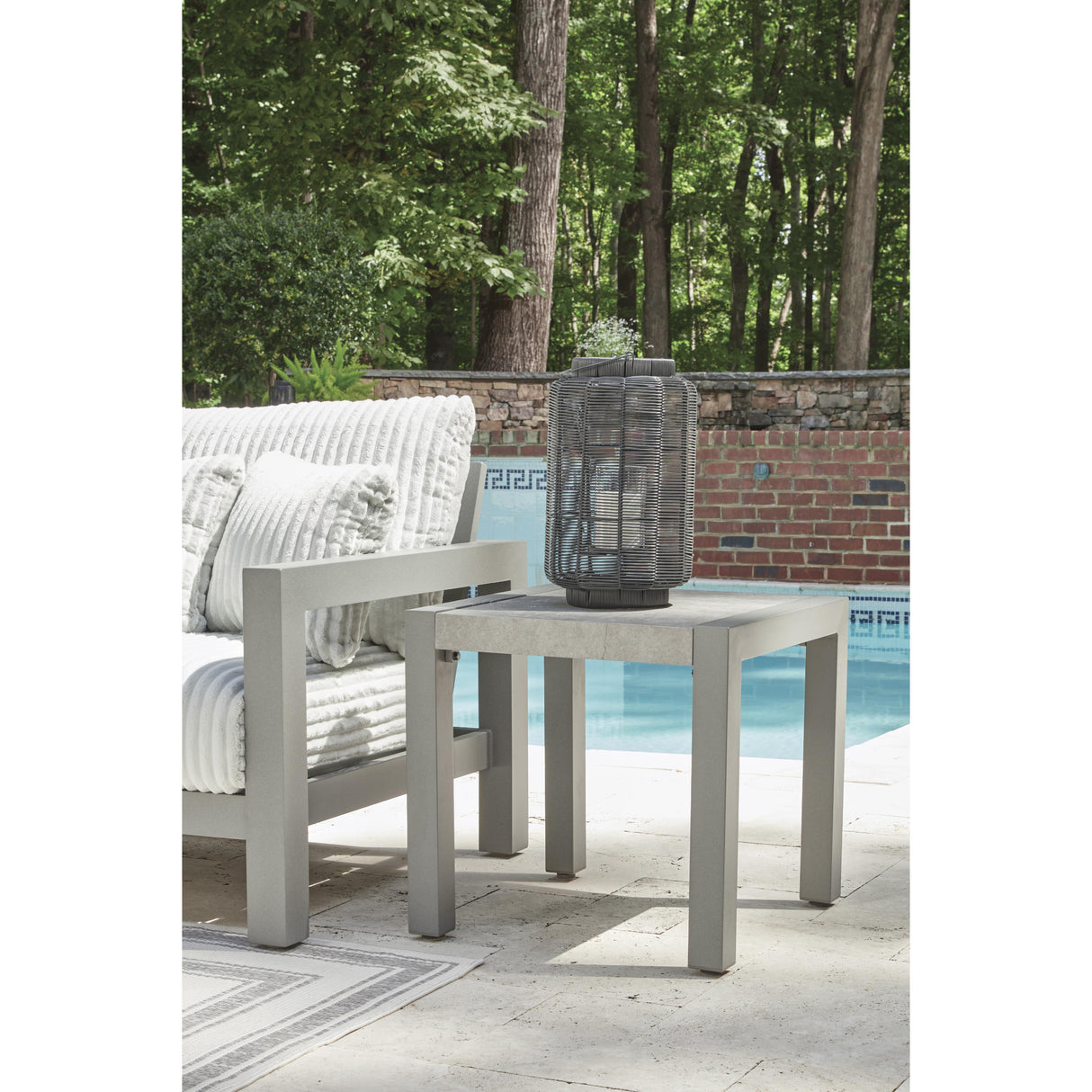  Signature Design by Ashley Hurley Park PCP695-702 Square End Table IMAGE 4