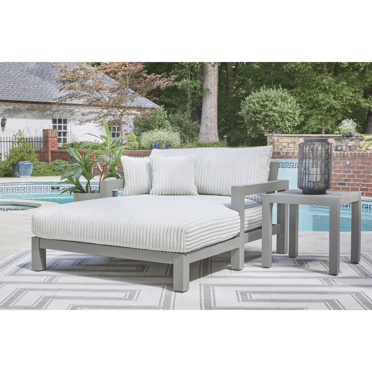  Signature Design by Ashley Hurley Park PCP695-702 Square End Table IMAGE 5
