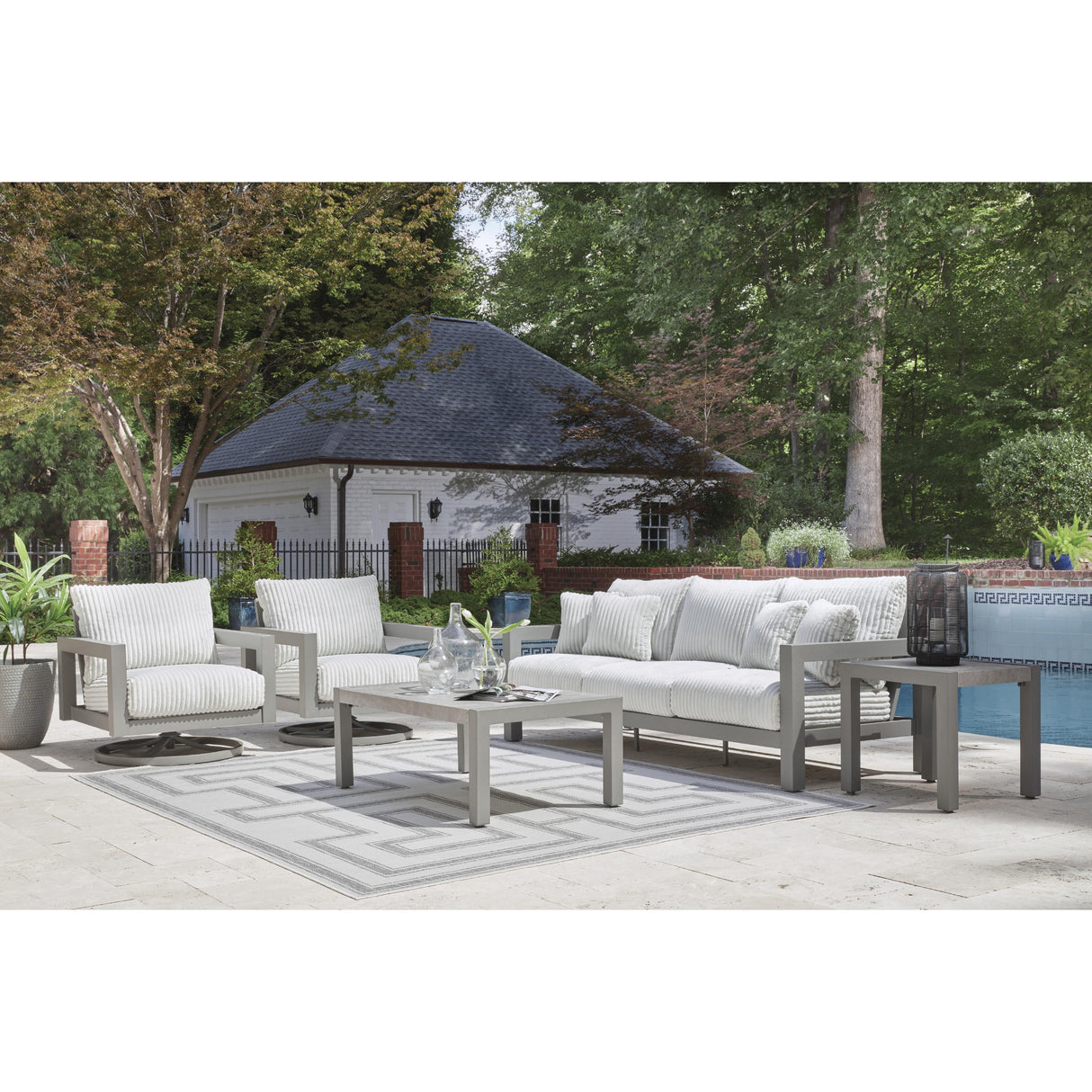  Signature Design by Ashley Hurley Park PCP695-838 Sofa with Cushion IMAGE 8