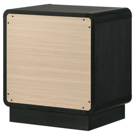  Coaster Furniture Cavelle 223662 2-Drawer Nightstand Bedside Table - Black IMAGE 8