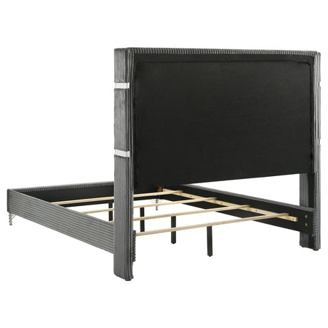  Coaster Furniture Lucia 224991Q 61-inch Upholstered Queen Wingback Bed - Grey IMAGE 4