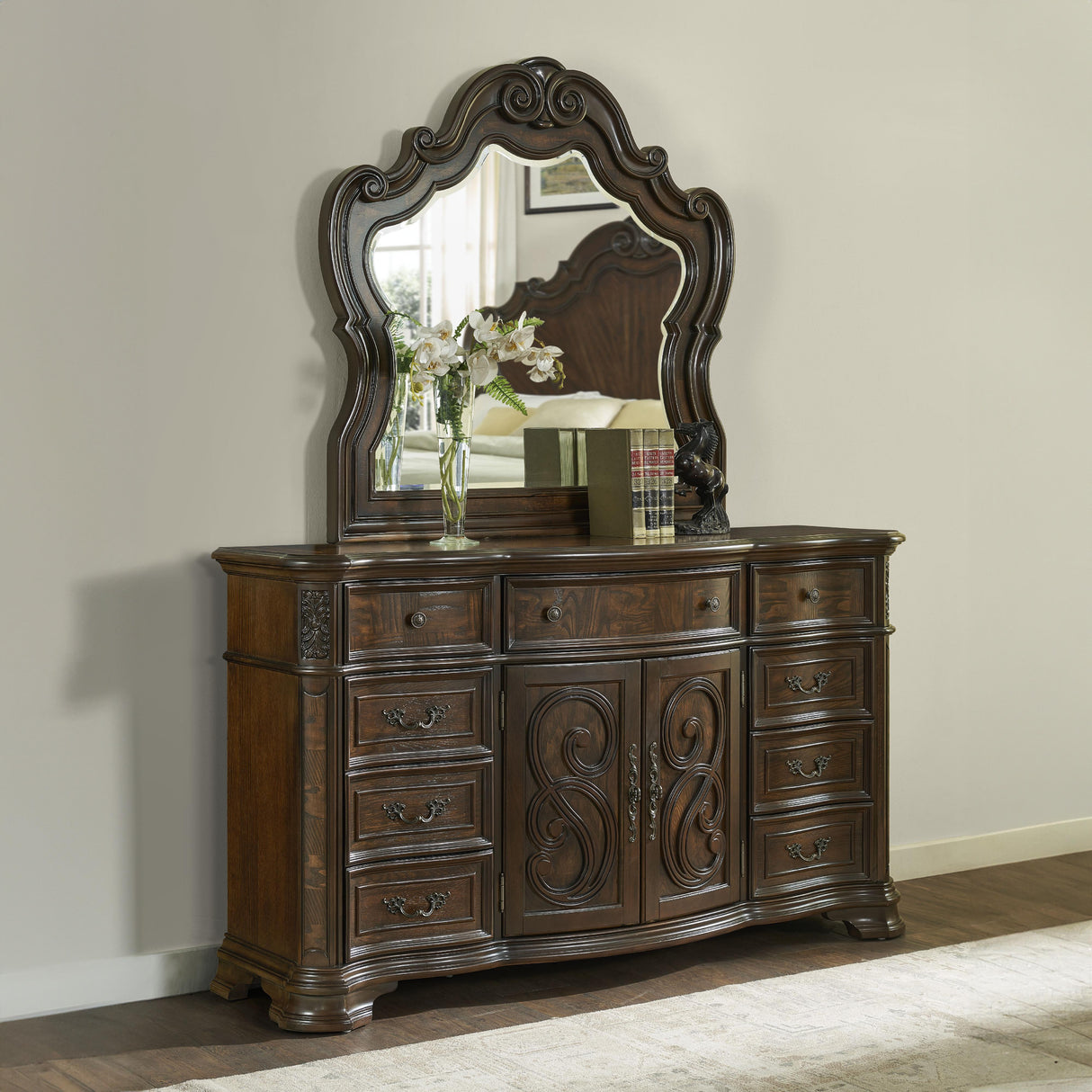  Steve Silver Furniture Royale RY900DRT Dresser IMAGE 7