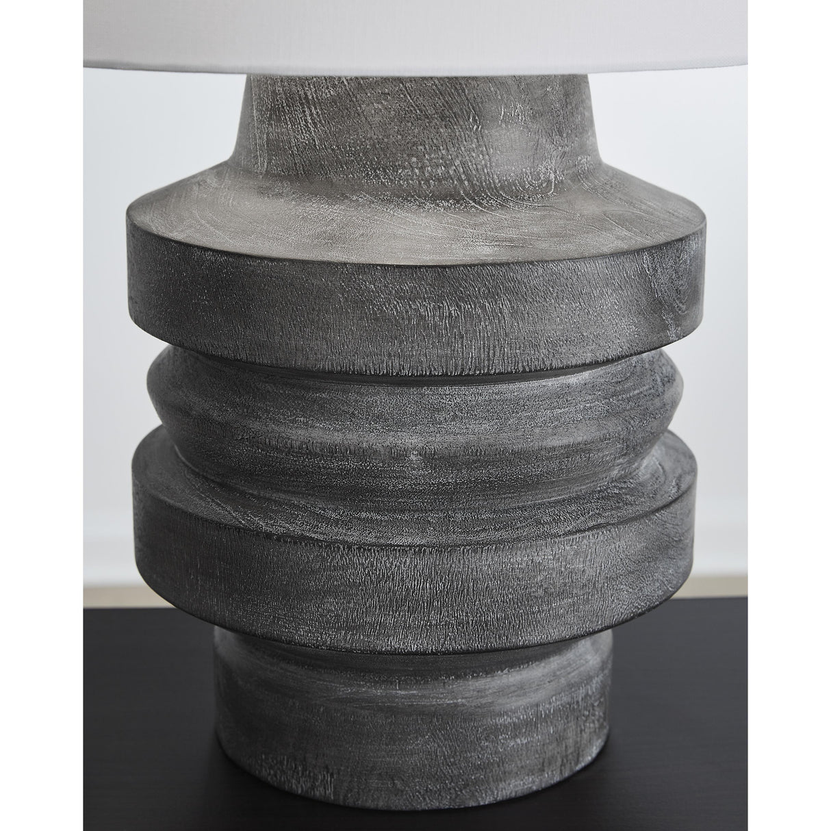  Signature Design by Ashley Wahida L235914 Poly Table Lamp IMAGE 3