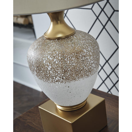  Signature Design by Ashley Tavisburg L430894 Glass Table Lamp IMAGE 3