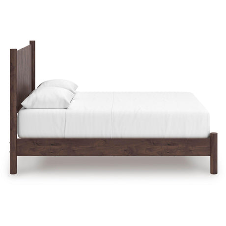 Signature Design by Ashley Pamytta PCB2614B6 Queen Panel Platform Bed IMAGE 3