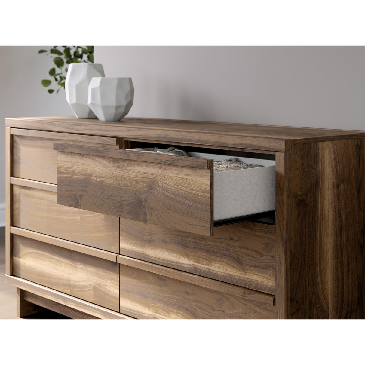  Signature Design by Ashley Chirason PCB3367-231 Six Drawer Dresser IMAGE 8