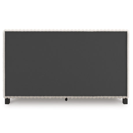  Signature Design by Ashley Zuraleus PCB3381B11 Queen Upholstered Bed IMAGE 4