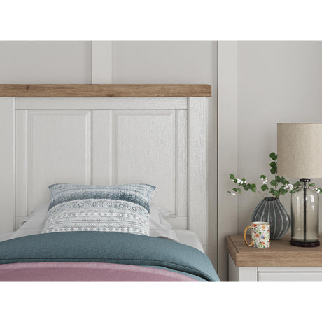  Signature Design by Ashley Savonport Twin Panel Bed with Storage B100-11/B4615-52S/B4615-53/B4615-89 IMAGE 10