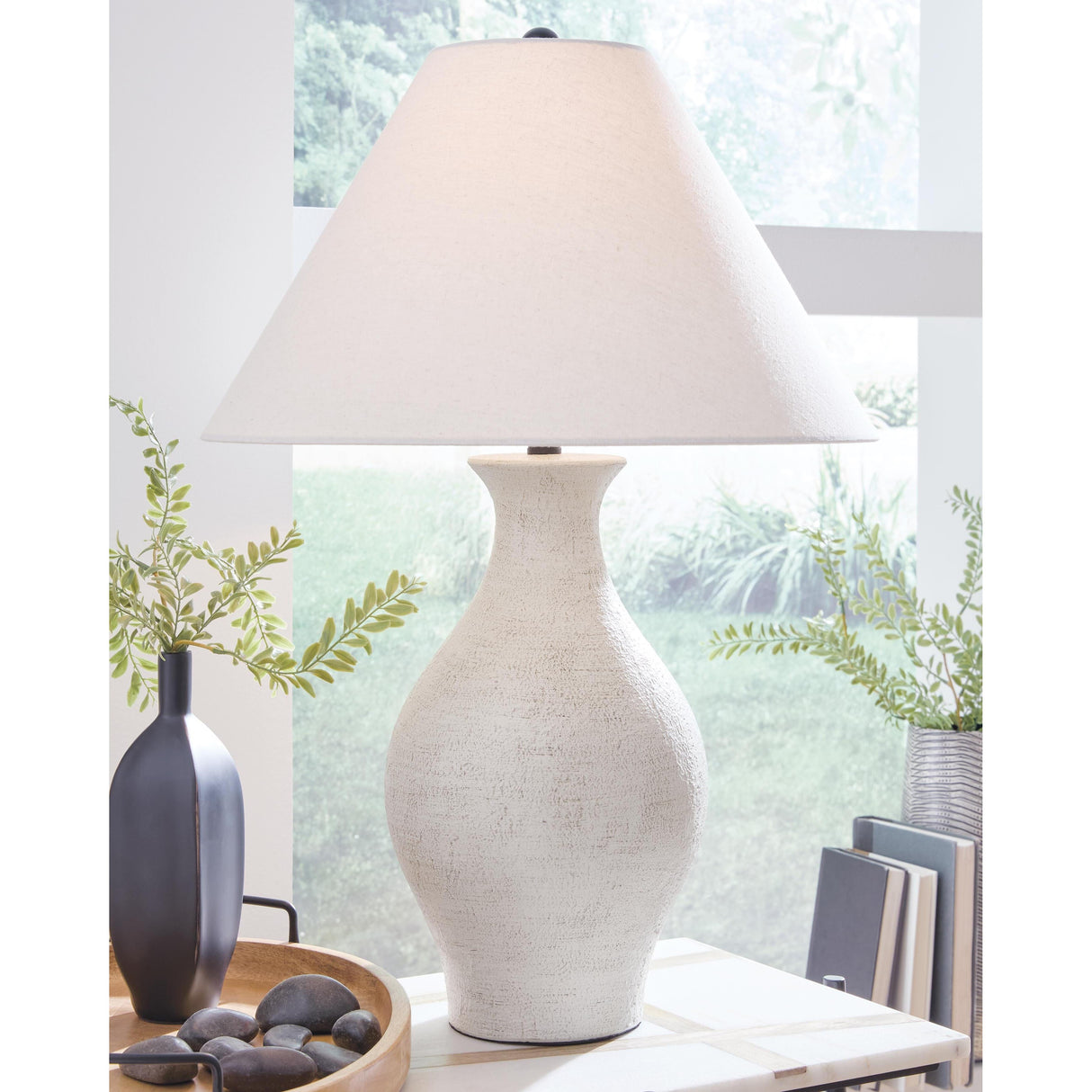  Signature Design by Ashley Ashbend Table Lamp L100884 IMAGE 2