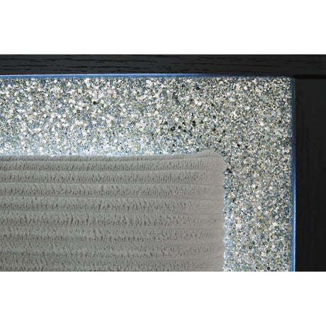 Signature Design by Ashley Maeling Queen Upholstered Panel Bed PCB1115-54/PCB1115-57/PCB1115-96 IMAGE 7