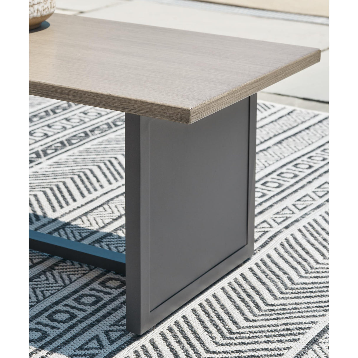  Signature Design by Ashley Bree Zee P160P14 8 pc Outdoor Modular Seating IMAGE 9