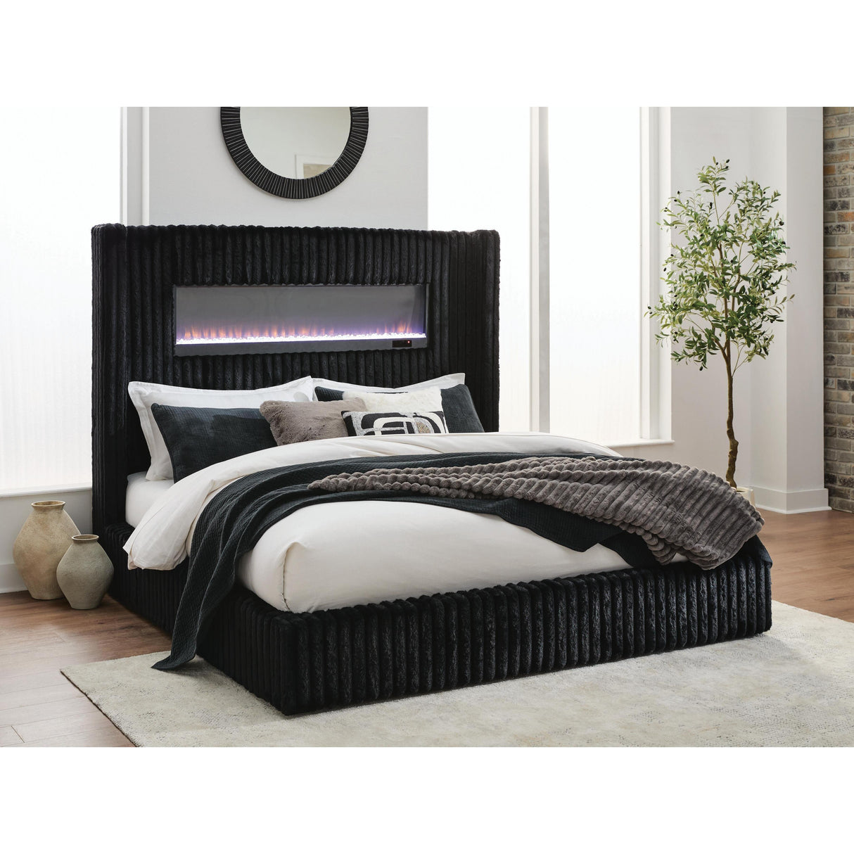  Signature Design by Ashley Tayleena PCB620B2 King Upholstered Bed IMAGE 2