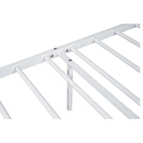  Furniture of America Nicoli FM7900WH-F Full Metal Bed IMAGE 6