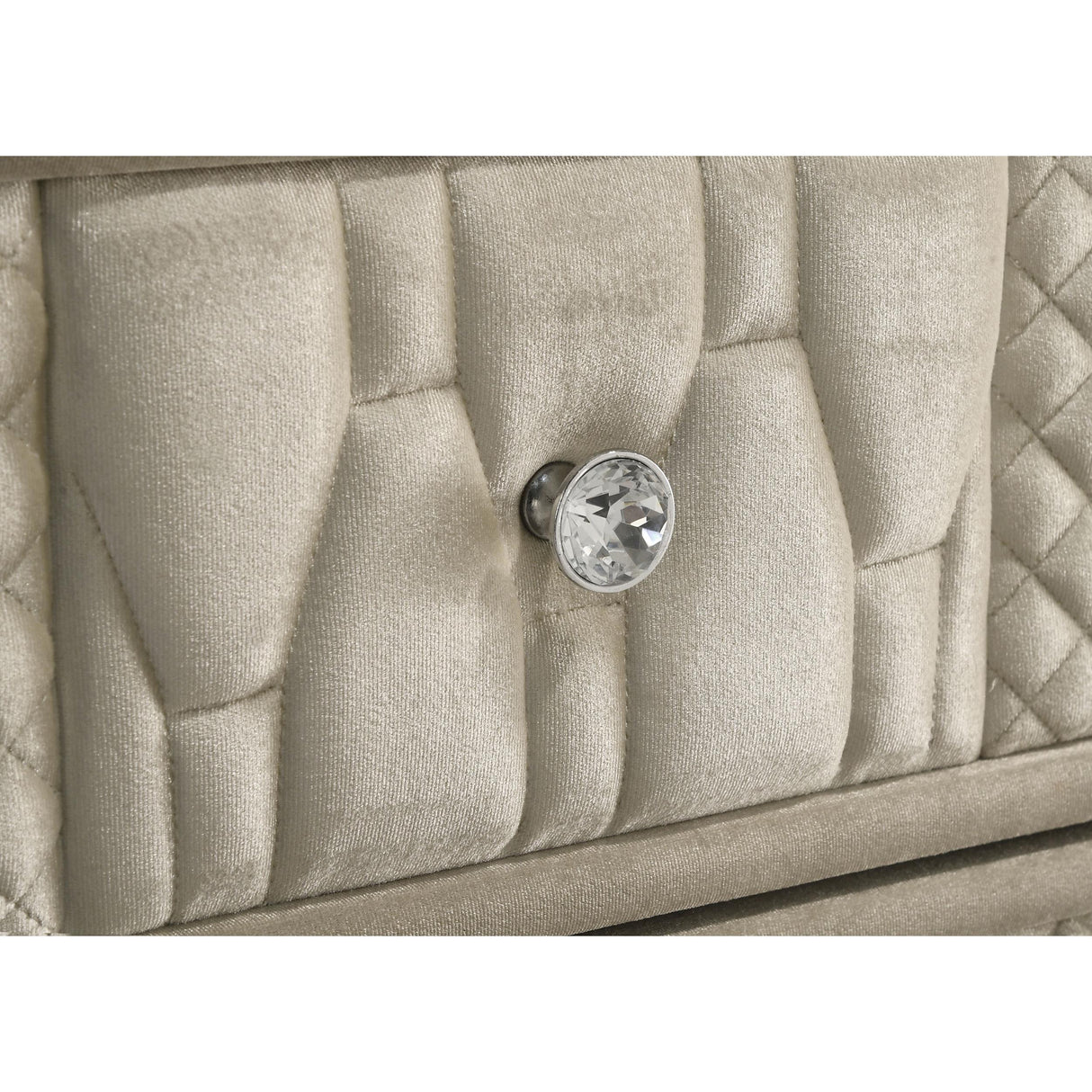  Coaster Furniture Lorient 222665 5-drawer LED Chest - Ivory/Camel IMAGE 14