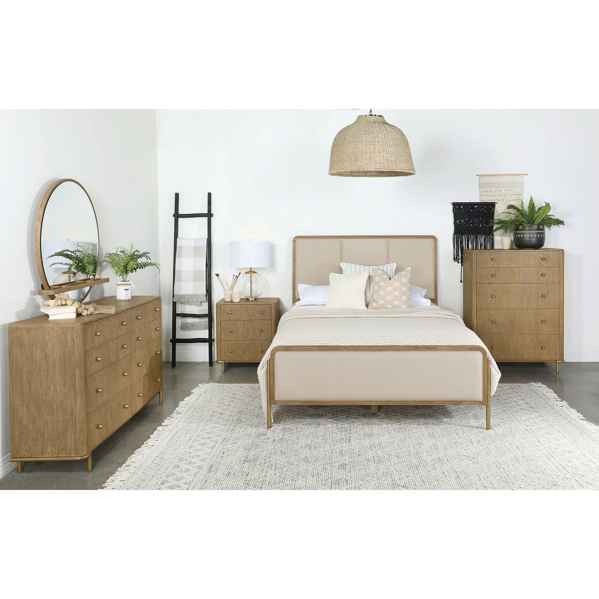  Coaster Furniture Arini 224301KWCRM 56-inch California King Panel Bed - Cream/Sand Wash IMAGE 8