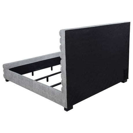  Coaster Furniture Patricia 300719KE 58-inch Boucle Upholstered Eastern King Bed - Grey IMAGE 5