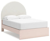 Wistenpine Upholstered Bed