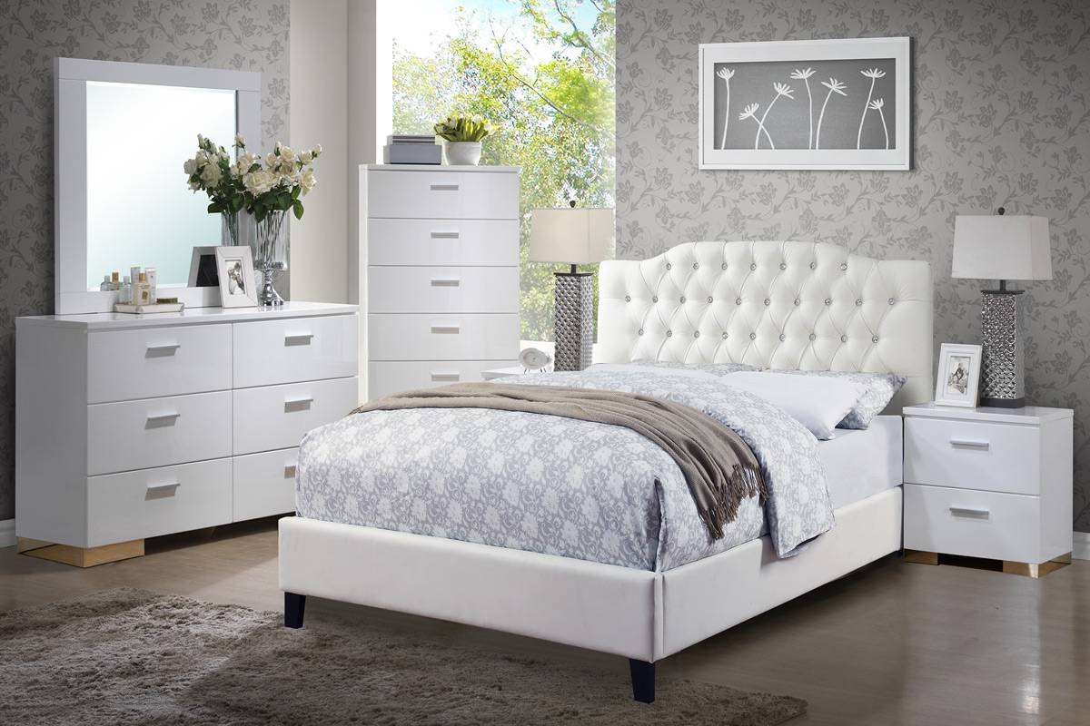 Full Size Bed